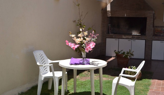 House ideal for up to 7 pax with private garage