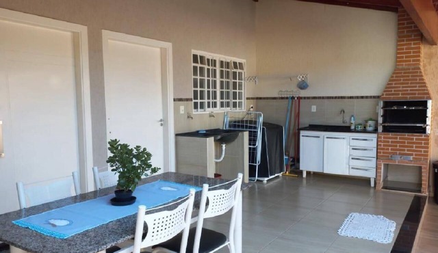 House in Olímpia with WIFI, Netflix, and air conditioning! Come and enjoy the Thermas!