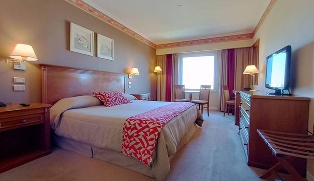 Howard Johnson by Wyndham Villa Maria Casino
