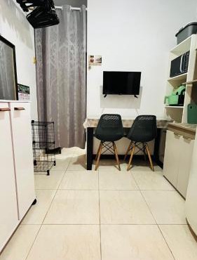 Kitnet com ar-condicionado e entrada privativa SC