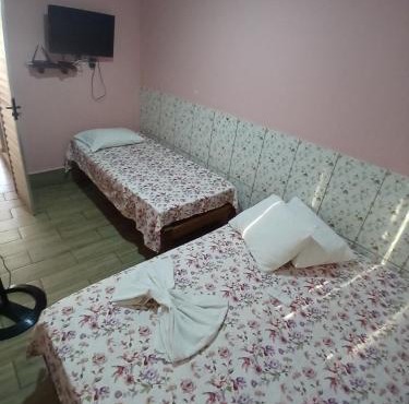 kitnet pé na areia reservado por sayonara