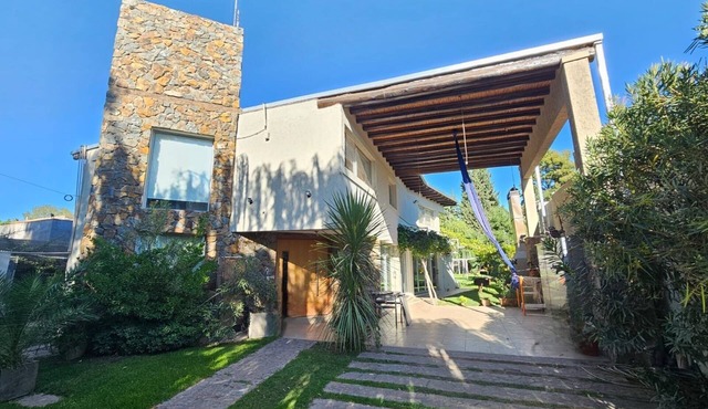 La Nevada, Magnifica Casa con Jardín y Piscina