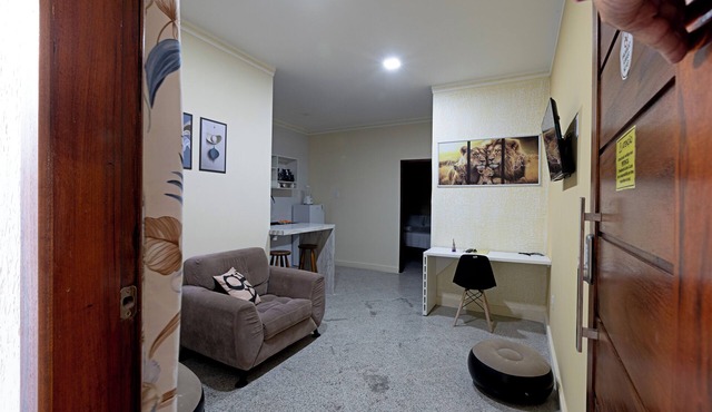Laize & Lucas Residential - 102 - Comfort Minutes from the Beach
