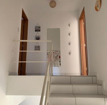 Lar da Serra Duplex com 02 Suites com ar