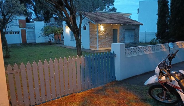 LAS TONINAS - CASAS DE PLAYA - a 50 metros del mar in Monte Hermoso