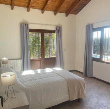 Lindísima casa en Chacras de Coria!