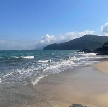 Linda Casa em uma linda praia - Santiago/Maresias