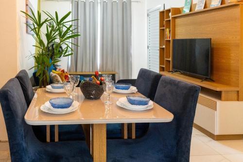 Lindo apartamento em condominio dois ar cond