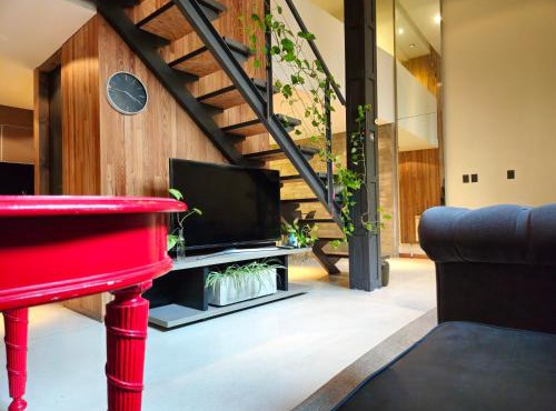 Loft De Diseño Con Patio Y Entrada Independiente En El Corazón De San Telmo
