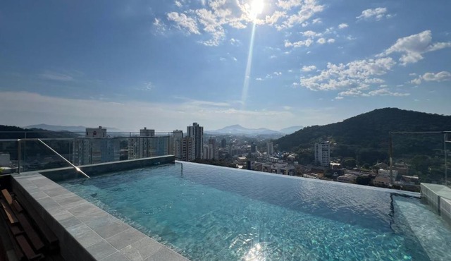 Loft de Luxo "Novo" no Coração de Blumenau a 10min a Pé da Vila Germânica