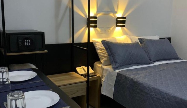 Lory Studio Hotel