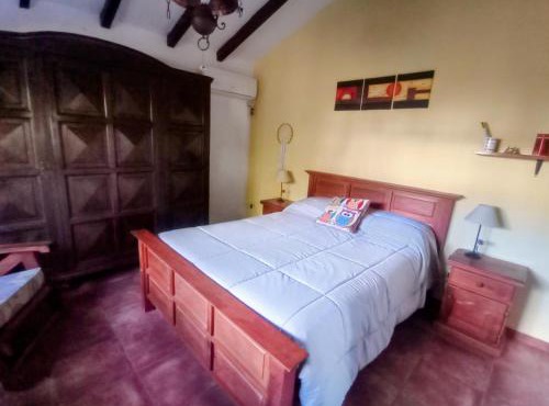 Los Pinos B&B