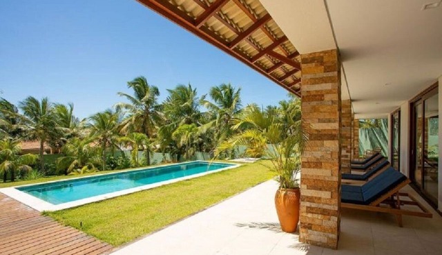 Luxury house in Porto das Dunas