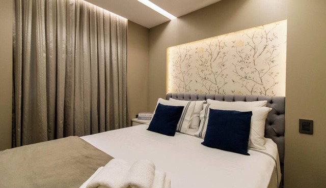 Maia Signature 011707 · Pool + Parking + Leisure + Maia Shopping Mall