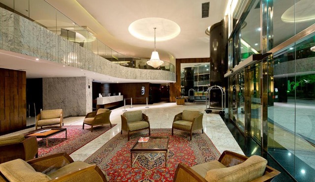 Majestic Palace Hotel