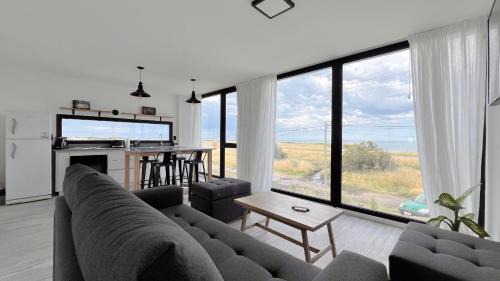 Marea Baja - Casa con vista al mar para 6 PAX con parrilla en Cruz del Sur, Chapadmalal - Hola Sur