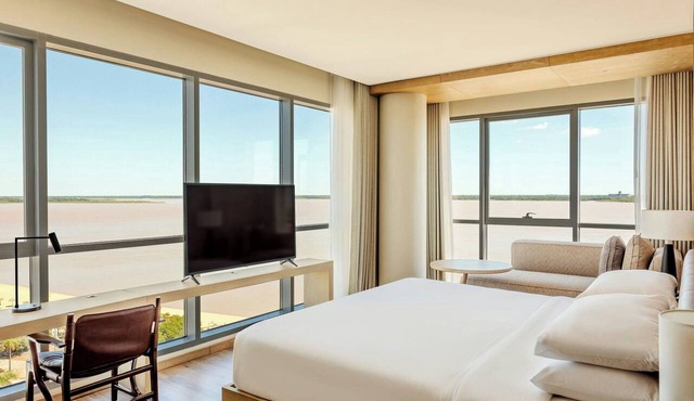 Marriott Corrientes Hotel