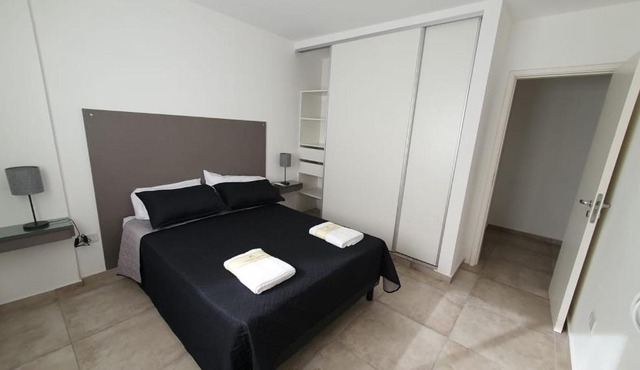 Mitre apart suite