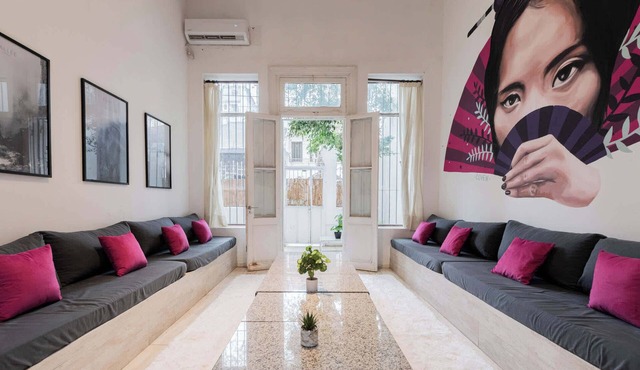 MOT Rentals + Villa Embajada - 6 Bd pax Deluxe House Belgrano