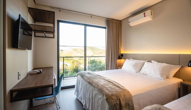 Naim Hotel