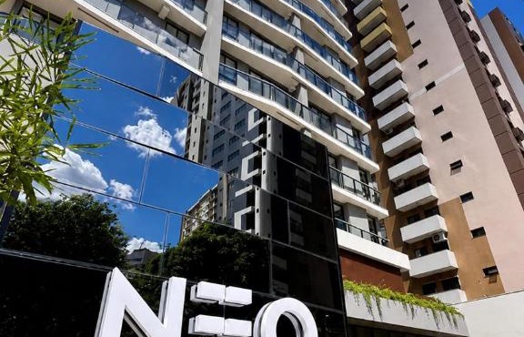 Neo House in Maringá
