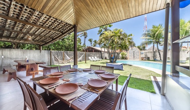 Niquim house with 8 suites.