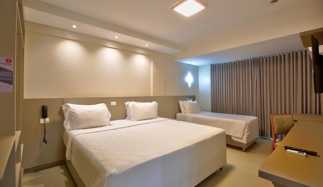 Novares Hotel