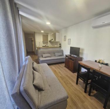 Nuevo, apartamento completo, con garaje, en Cordón Soho in Montevideo