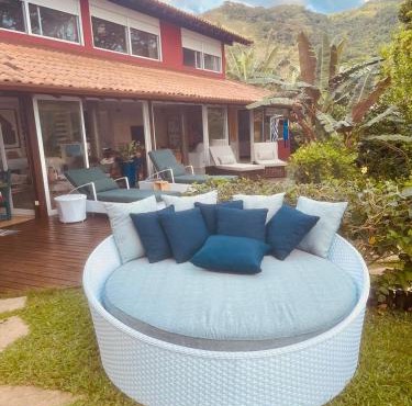 Paradise at your feet