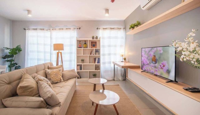 Peaceful 1BR apt w great living space WiFi in Asunción