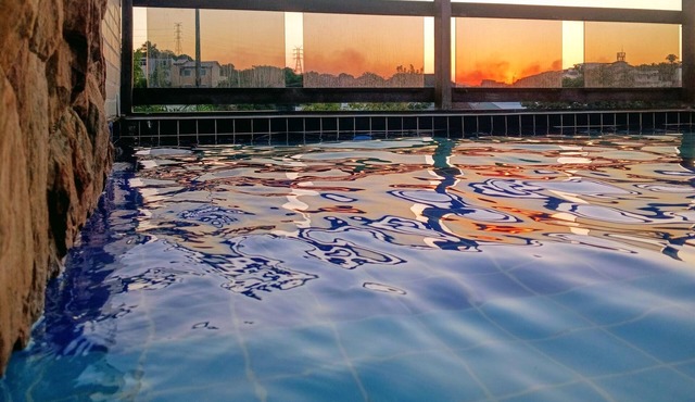 Penthouse with pool, barbecue, and bathtub: Jeanne's Country House in Rio de Janeiro