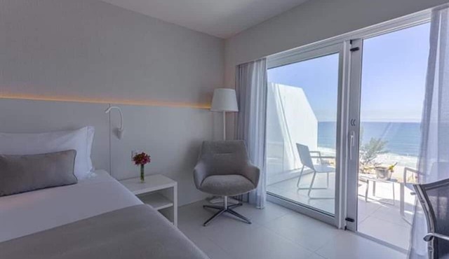 Perfect Room for Couple | 0.8 Miles to Asa Rio Restaurante Recreio