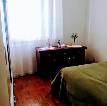 Próximo ao Consulado - Quarto Inteiro in Porto Alegre