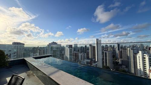 Praia de Gameleira - Flats em Boa Viagem por Yolo