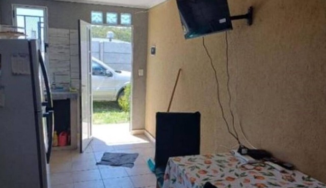 Private complex with 2 houses + swimming pool | up to 12 guests | ideal for families