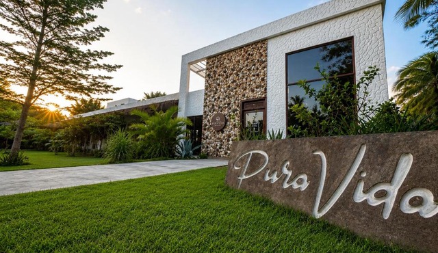 Pura Vida Hotel