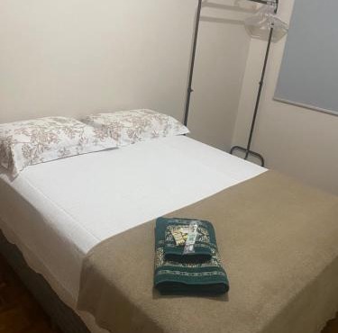 Quarto em ap compartilhado no centro de Concórdia in Concordia