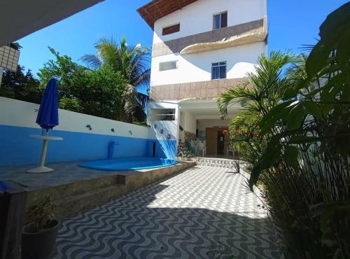 Quarto1 triplo Pousada piscina Praia de Cabuçu BA in Saubara