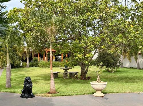Recanto Quinta das Palmeiras, Casa com Piscina Aquecida, até 16 pessoas, Perto do Thermas, Olímpia-SP in Olímpia