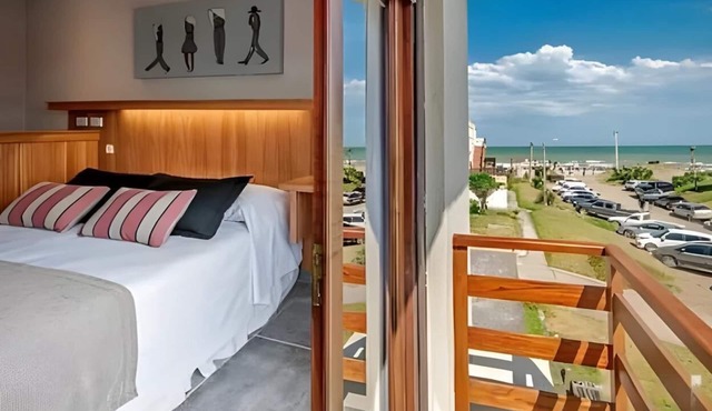 Romina Art Hotel