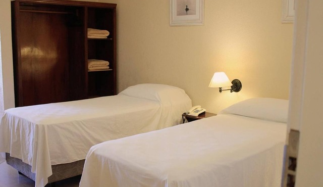 Room for Ultimate Comfort | Free Breakfast & Parking | Barracão - 0.9 mile