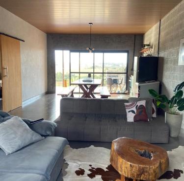 Rural Loft with Panoramic View