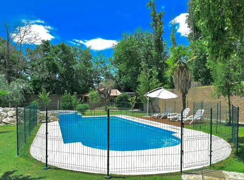 Shangri la - Casa y Pileta Privada