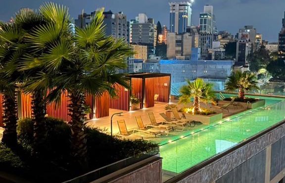 Skyline Rooftop Moinhos 1206 with balcony in Porto Alegre