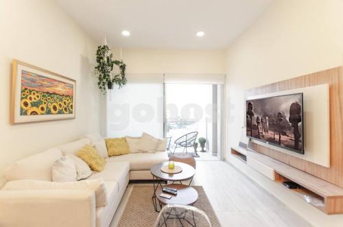 Spacious 2 bedroom apartment in Villa Morra