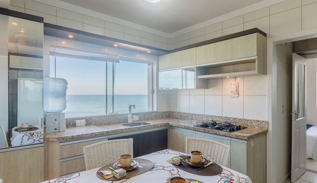 Stay With an Ocean View! Elg0071