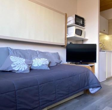 Studio 4 pax, Edificio Cirrus 950