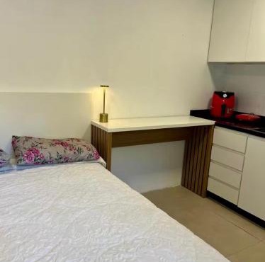 Suíte completa com cozinha próximo ao mar