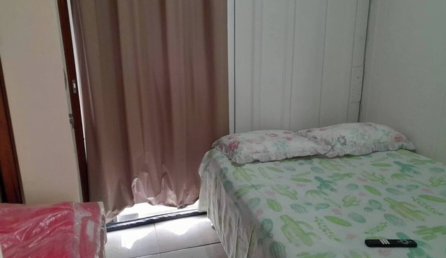 Suite + kitchen (entire) Itajaí