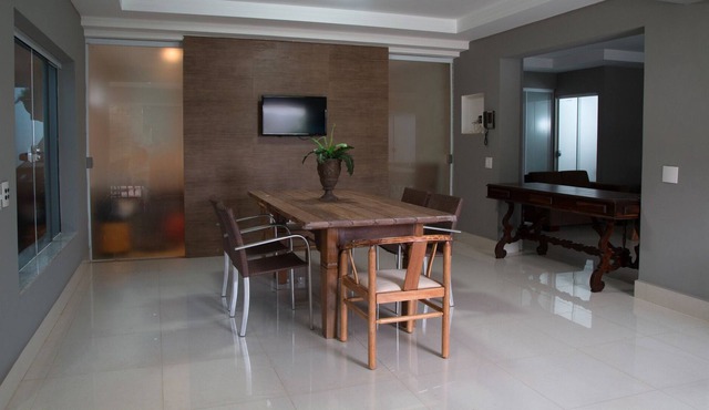Vacation Rentals in Fabio (34) 99166-8966 in Uberaba